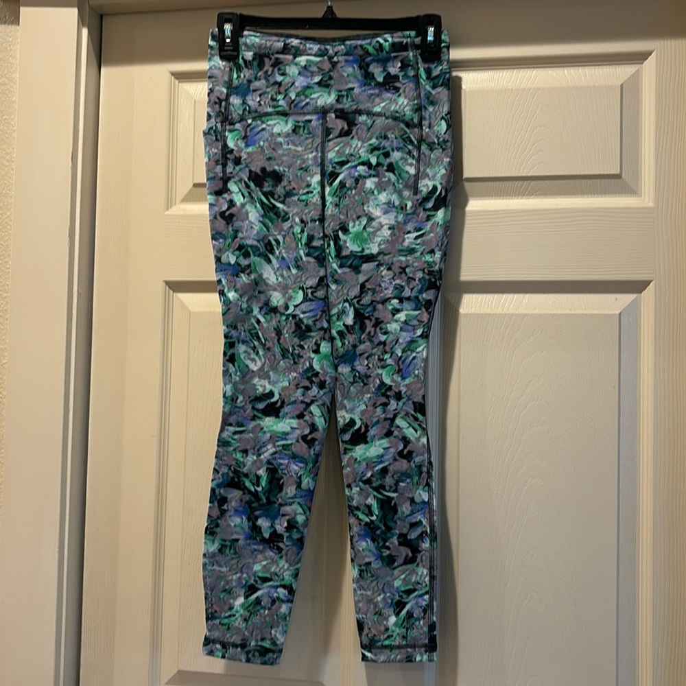 Lululemon Swift Speed 27in Size 6 - image 1